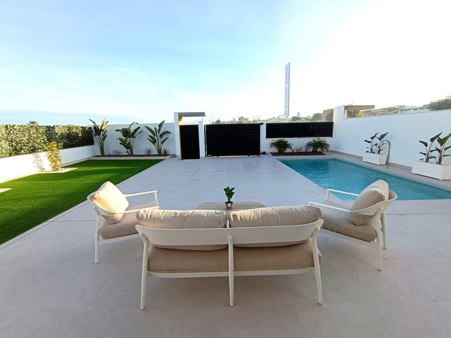 Villa te koop in Benijófar