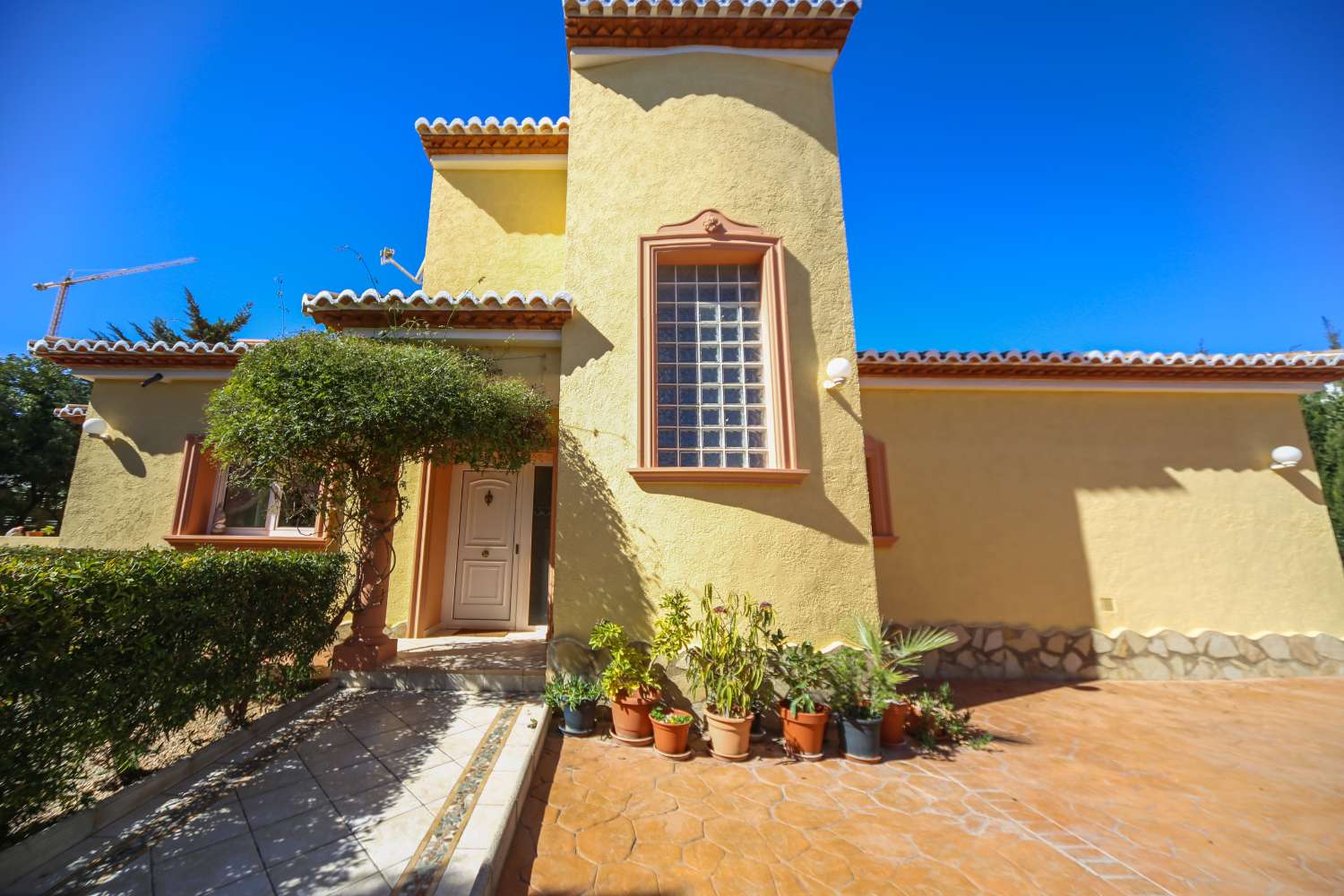 Exclusive Detached Villa in Calpe: A Private Paradise