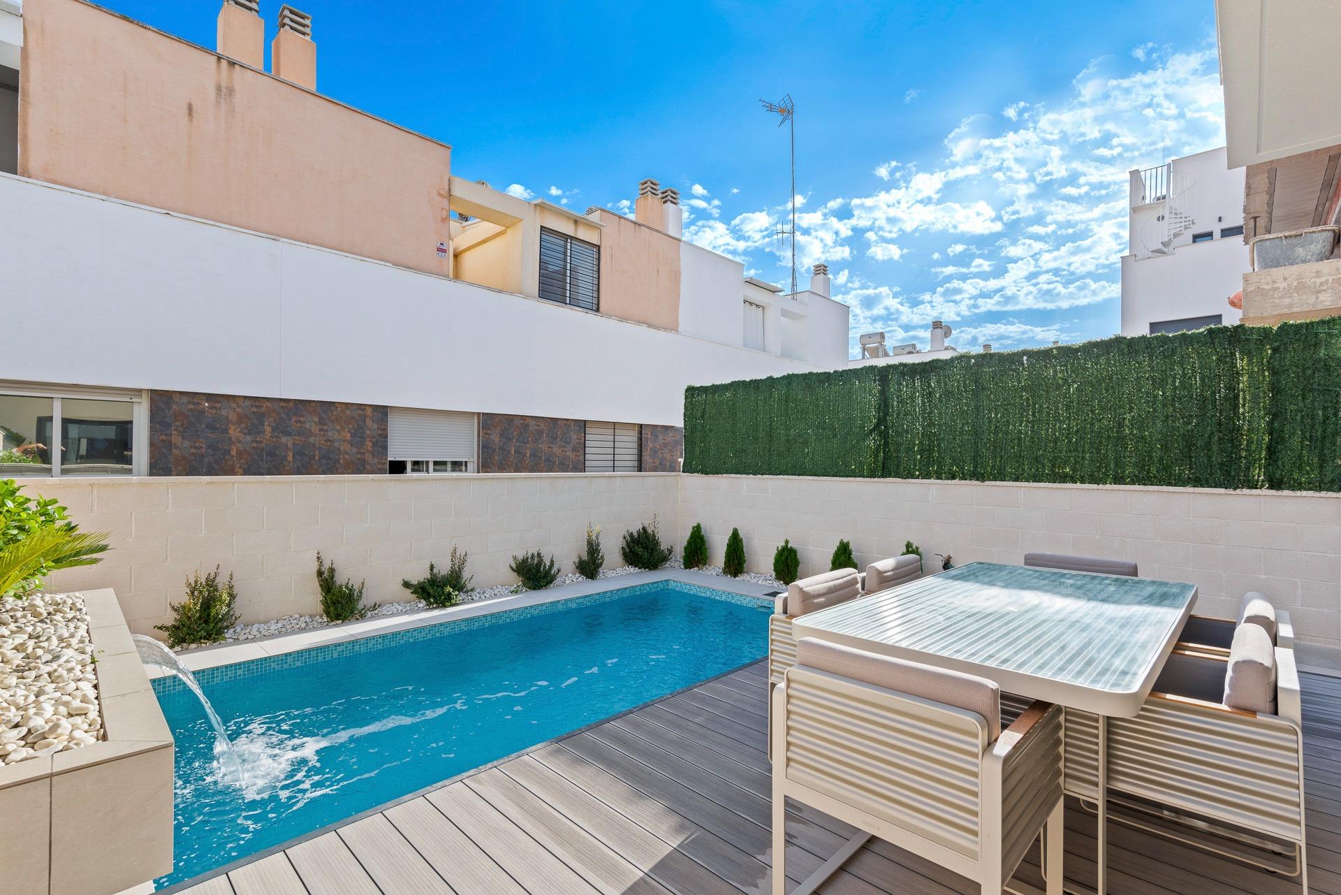 Villa te koop in Guardamar del Segura