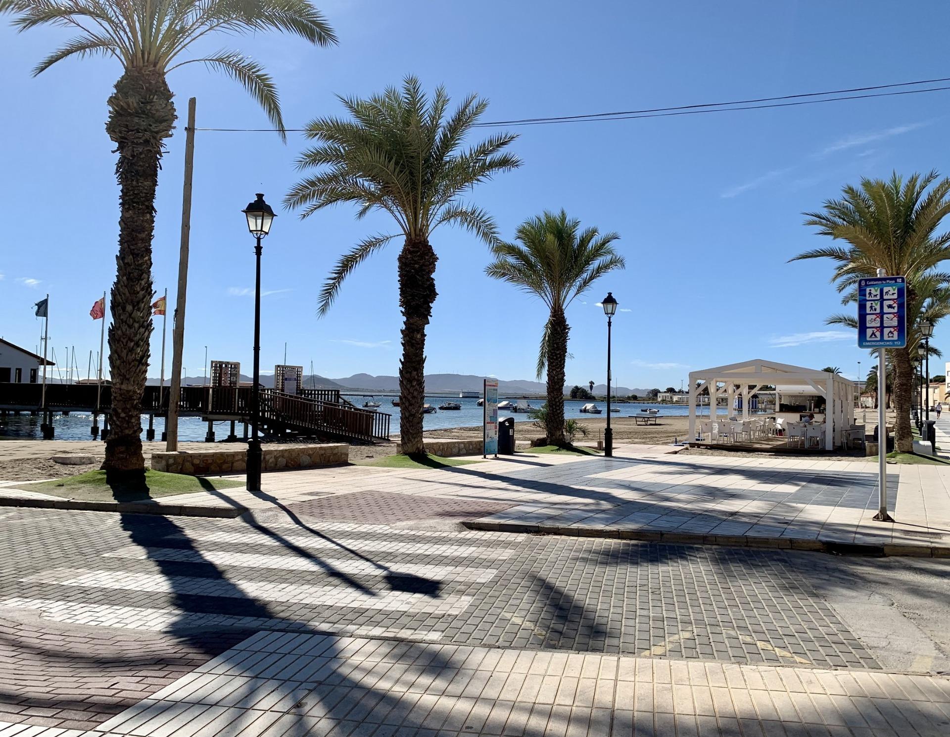 Villa til salg i Los Alcázares