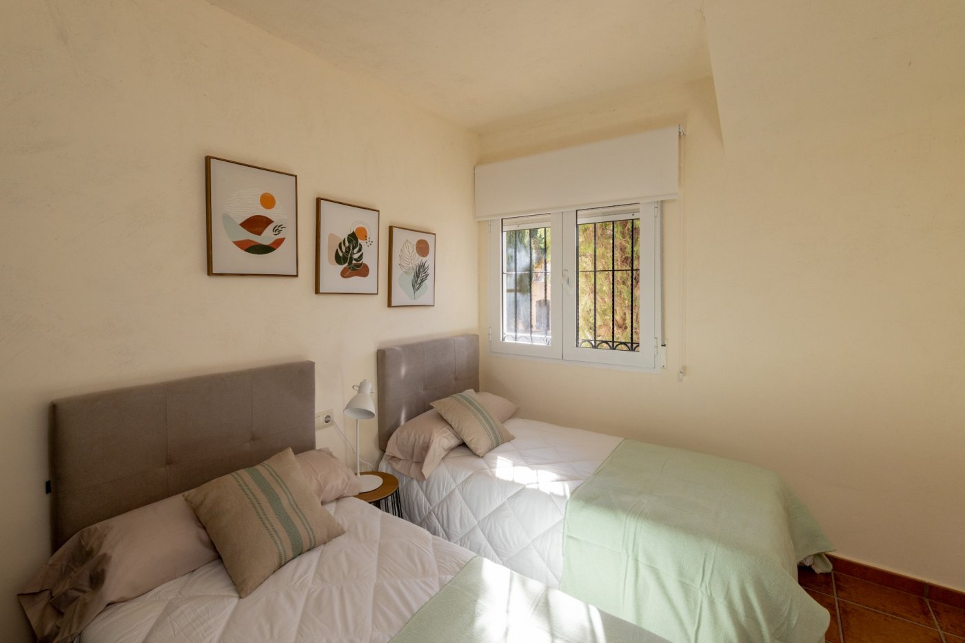 Gloednieuwe rustieke huizen met 2 slaapkamers en een gemeenschappelijk zwembad in Fuente Alamo (Murcia)
