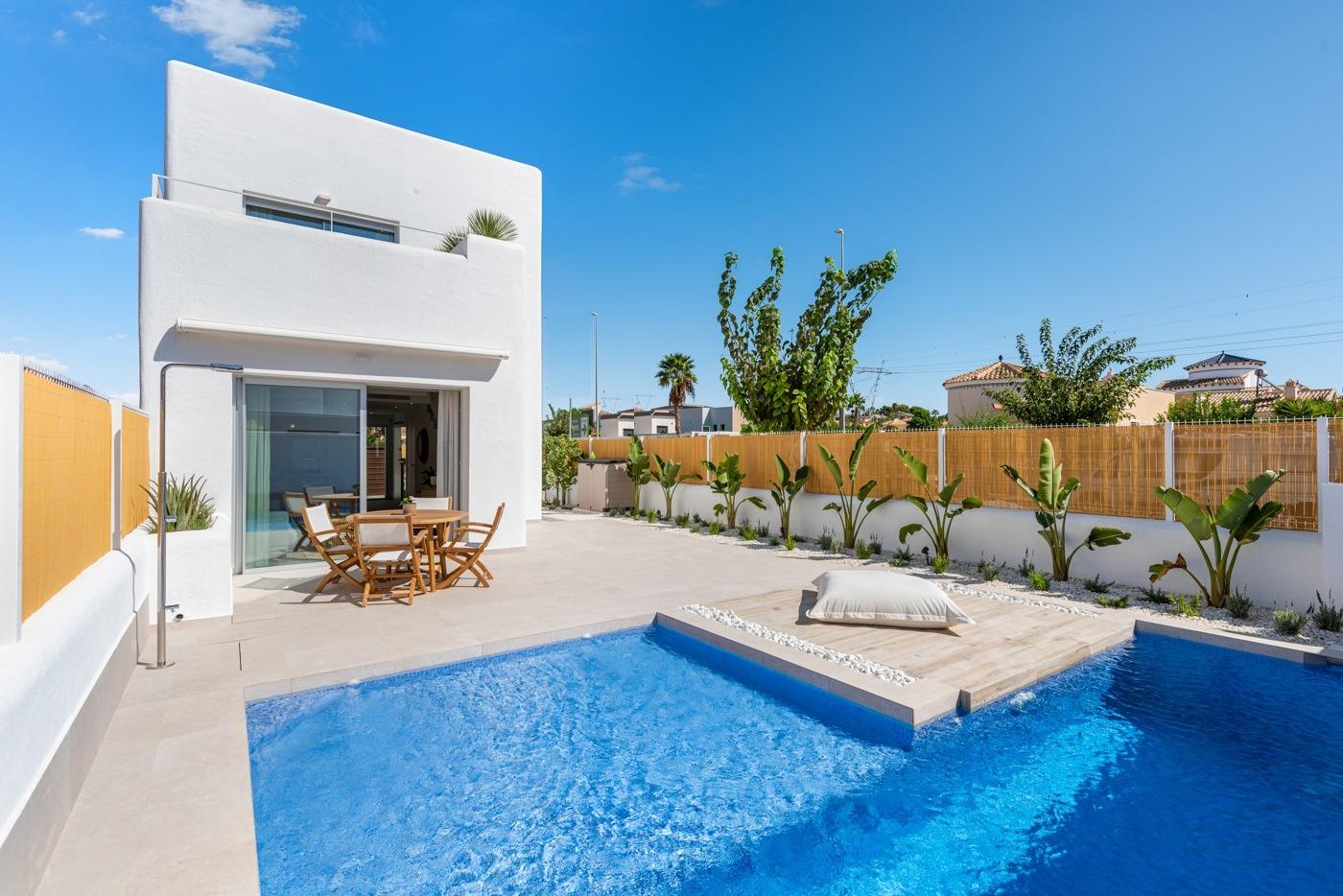 Вилла в продаже в Los Alcázares