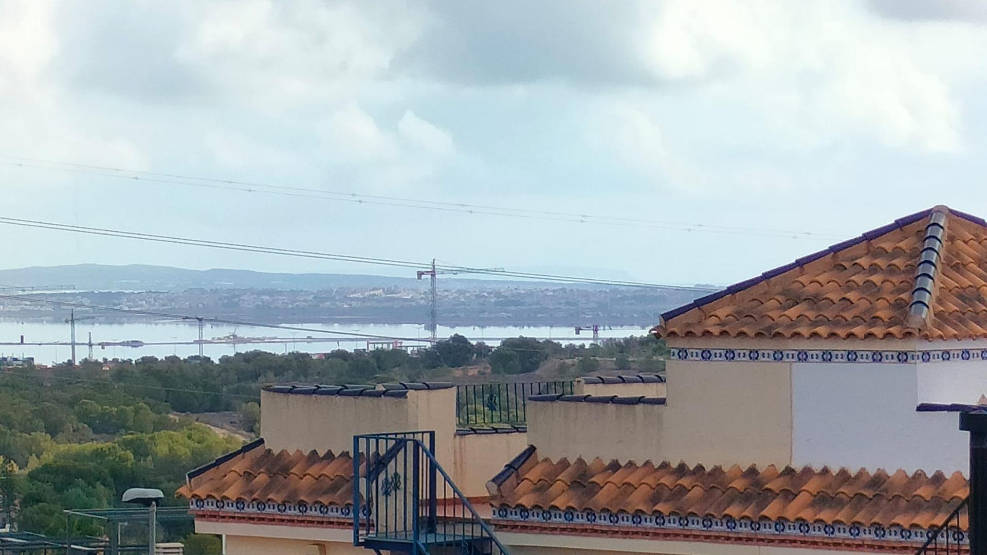 Hus til salg i Orihuela Costa