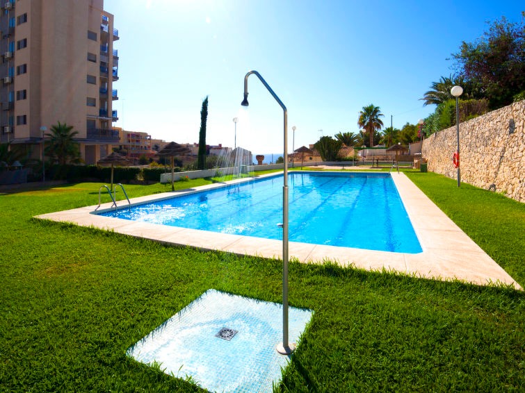 2-slaapkamerappartement met zwembad, parkeerplaats en berging in Calpe (Costa Blanca)