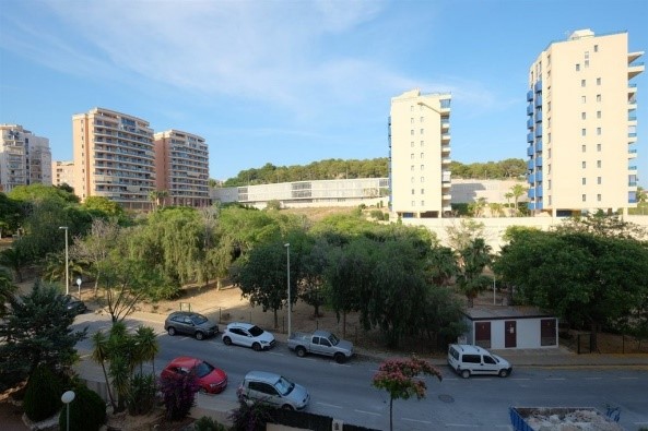 2-slaapkamerappartement met zwembad, parkeerplaats en berging in Calpe (Costa Blanca)