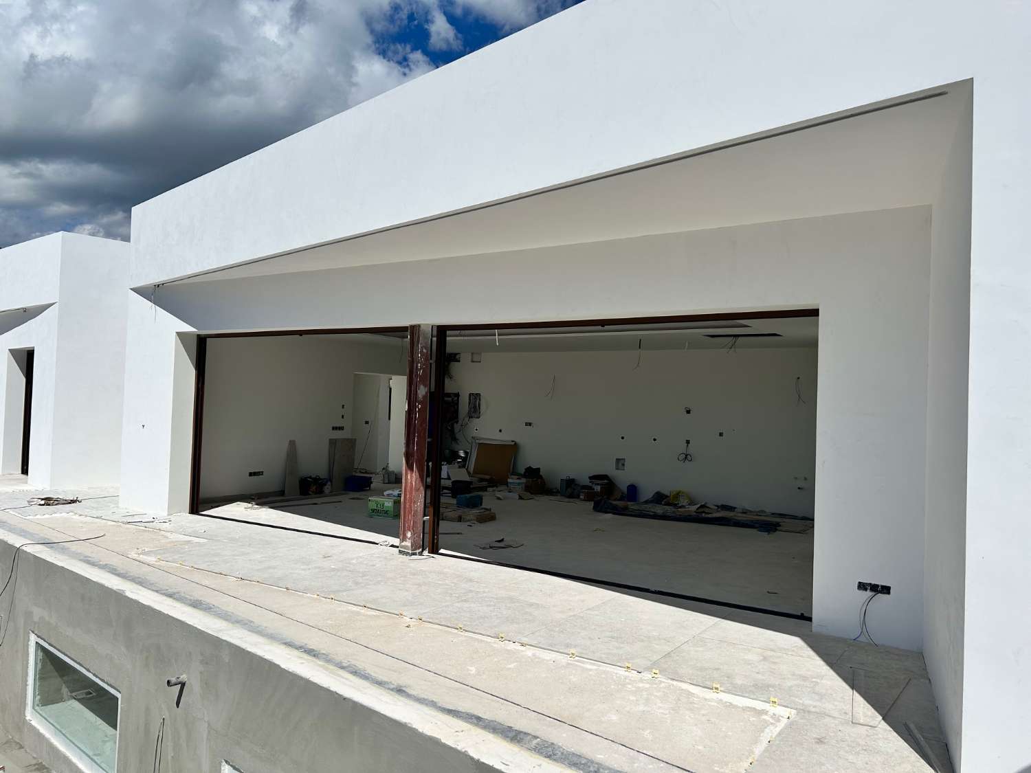 Moderne villa aan de kust van Benissa en Calpe, op 1,5 km van het strand.