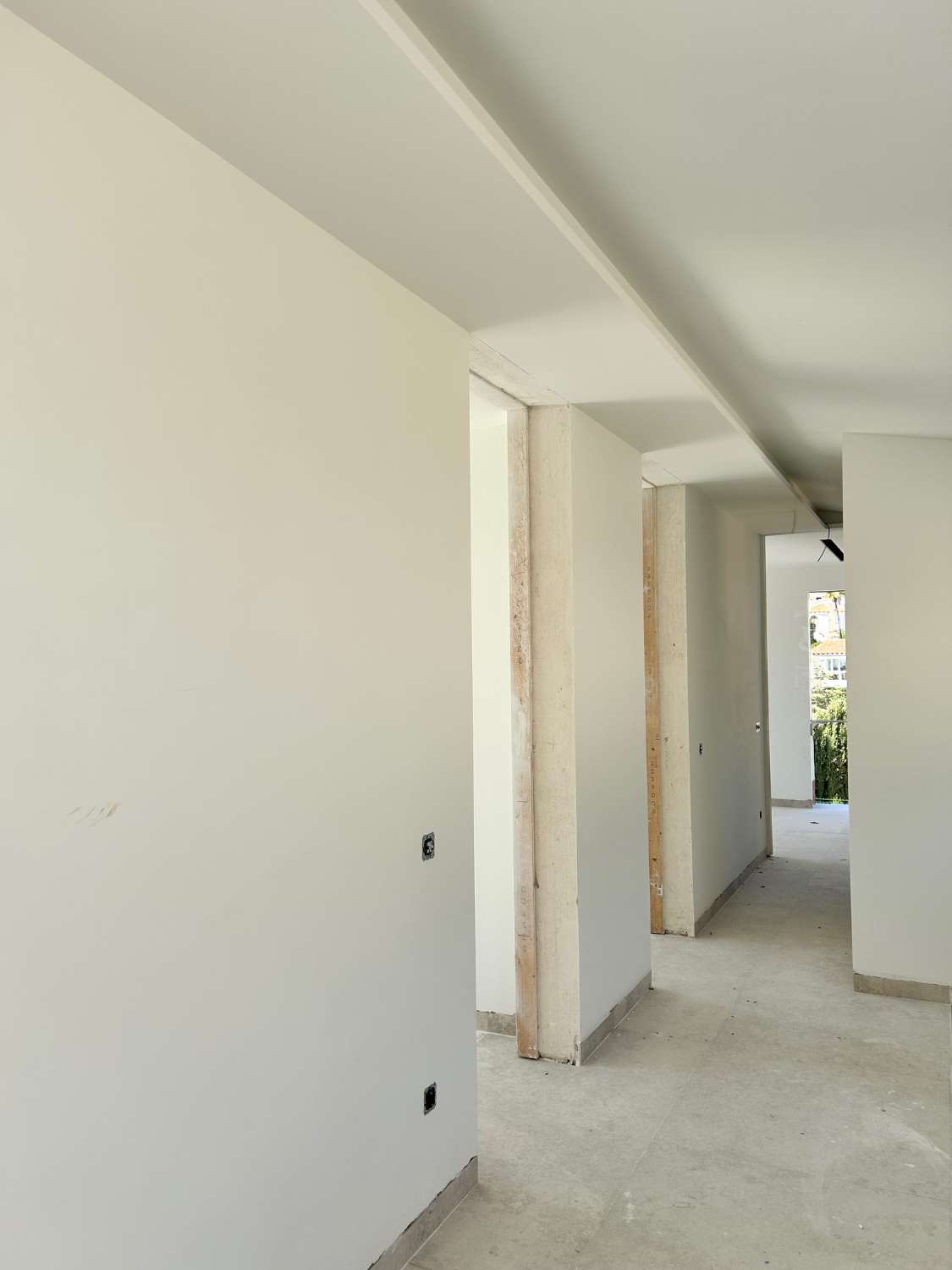 Moderne villa aan de kust van Benissa en Calpe, op 1,5 km van het strand.