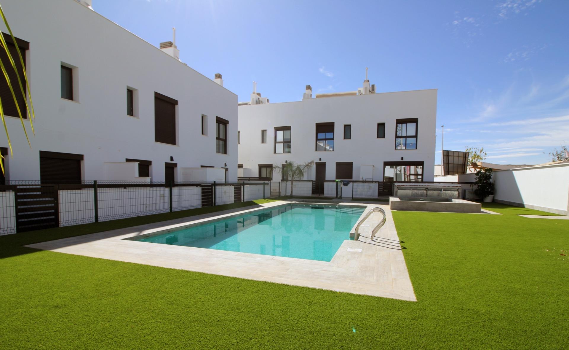 Casa in vendita a Pilar de la Horadada