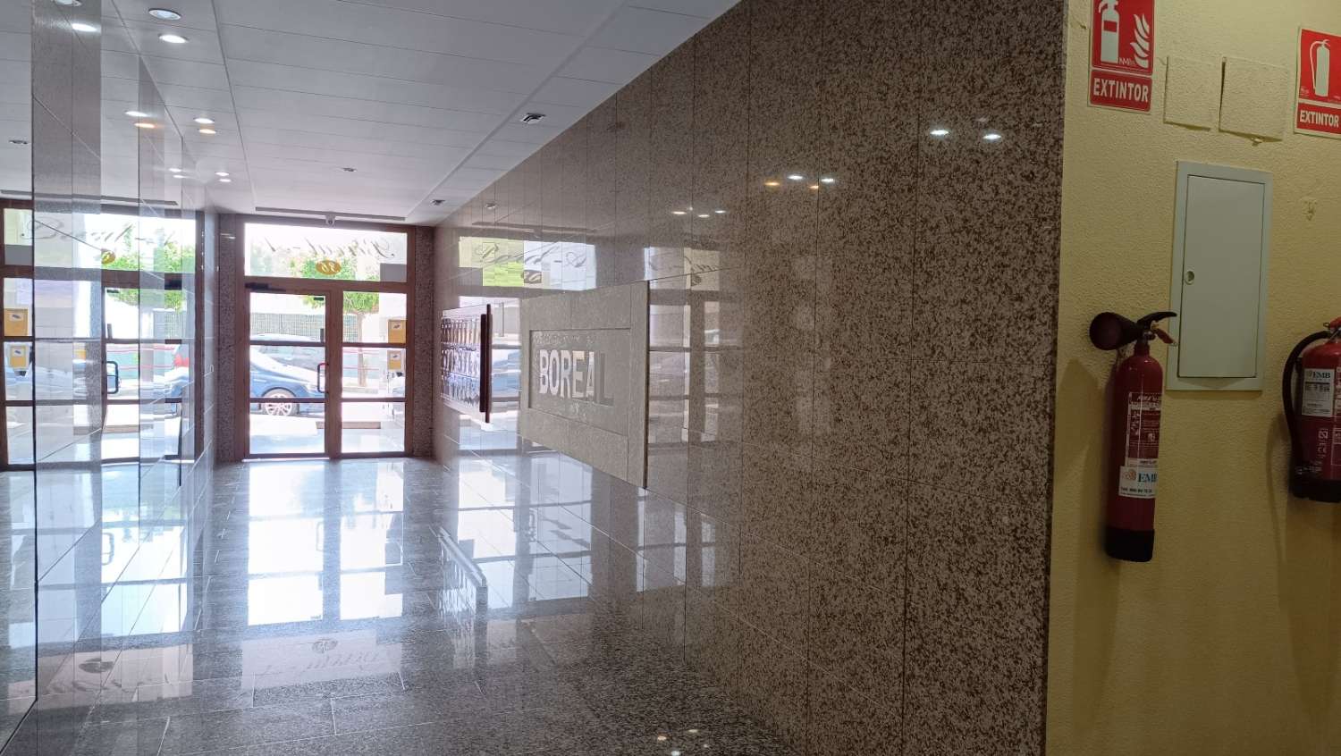 Spacious 5-bedroom apartment close to all amenities in Calpe, Alicante (Costa Blanca North)