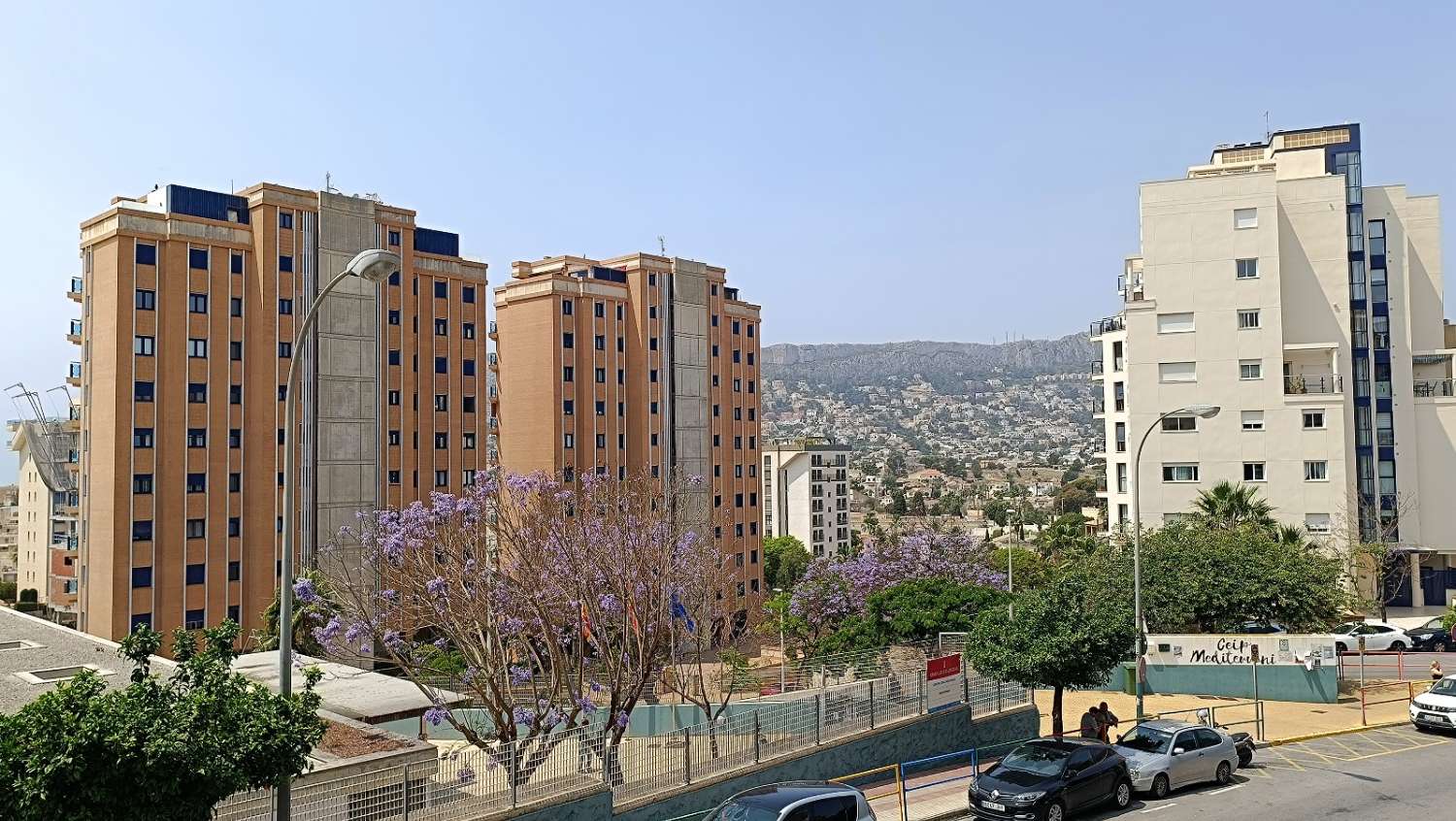 Spacious 5-bedroom apartment close to all amenities in Calpe, Alicante (Costa Blanca North)