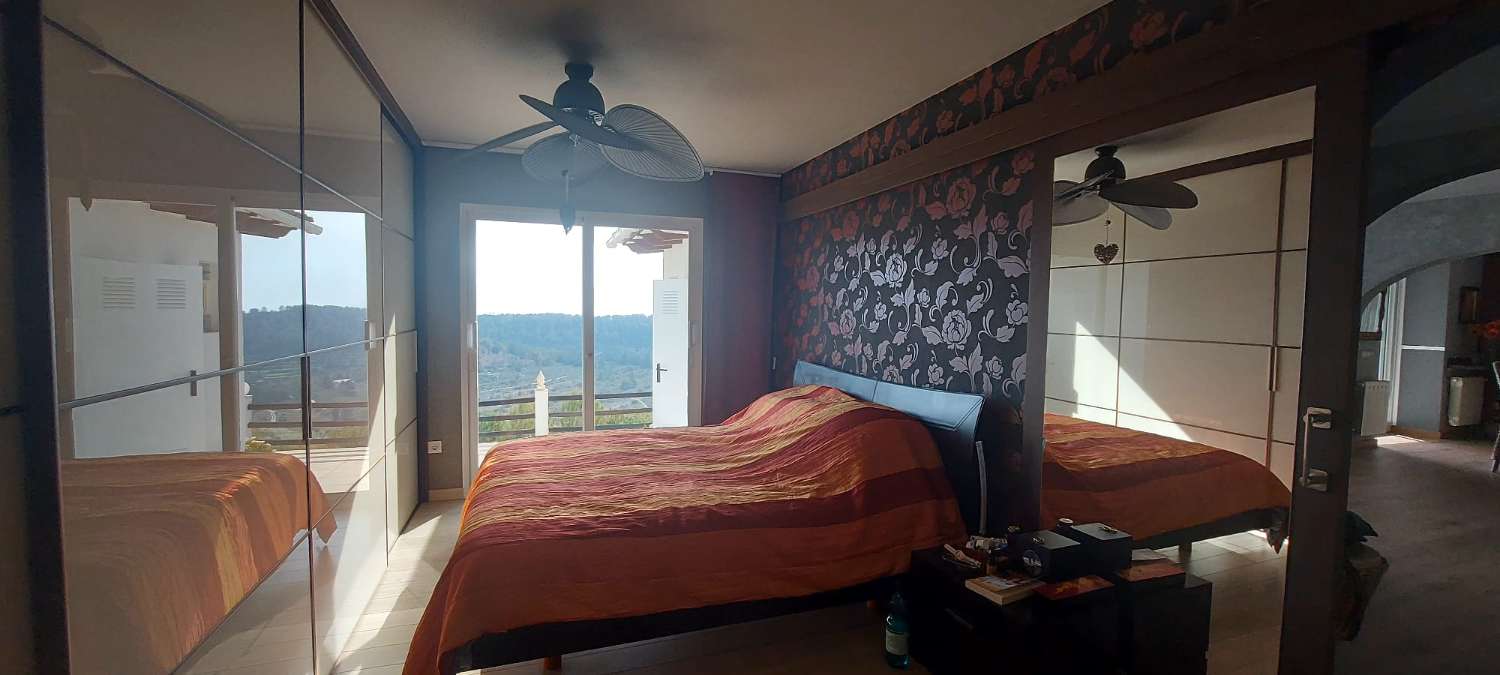 Luxe villa met schitterend uitzicht in Calpe (Costa Blanca Noord)