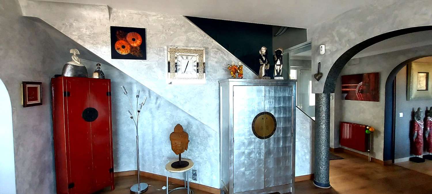 Luxe villa met schitterend uitzicht in Calpe (Costa Blanca Noord)