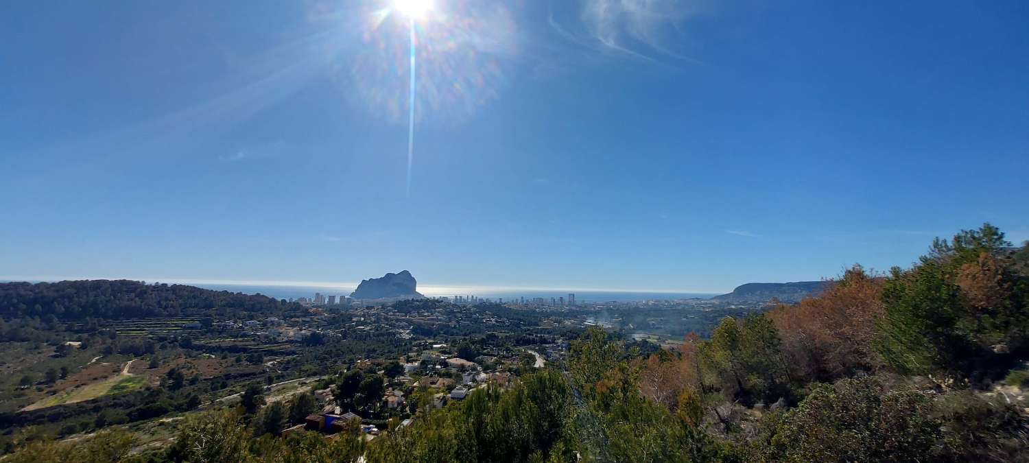 Luxe villa met schitterend uitzicht in Calpe (Costa Blanca Noord)
