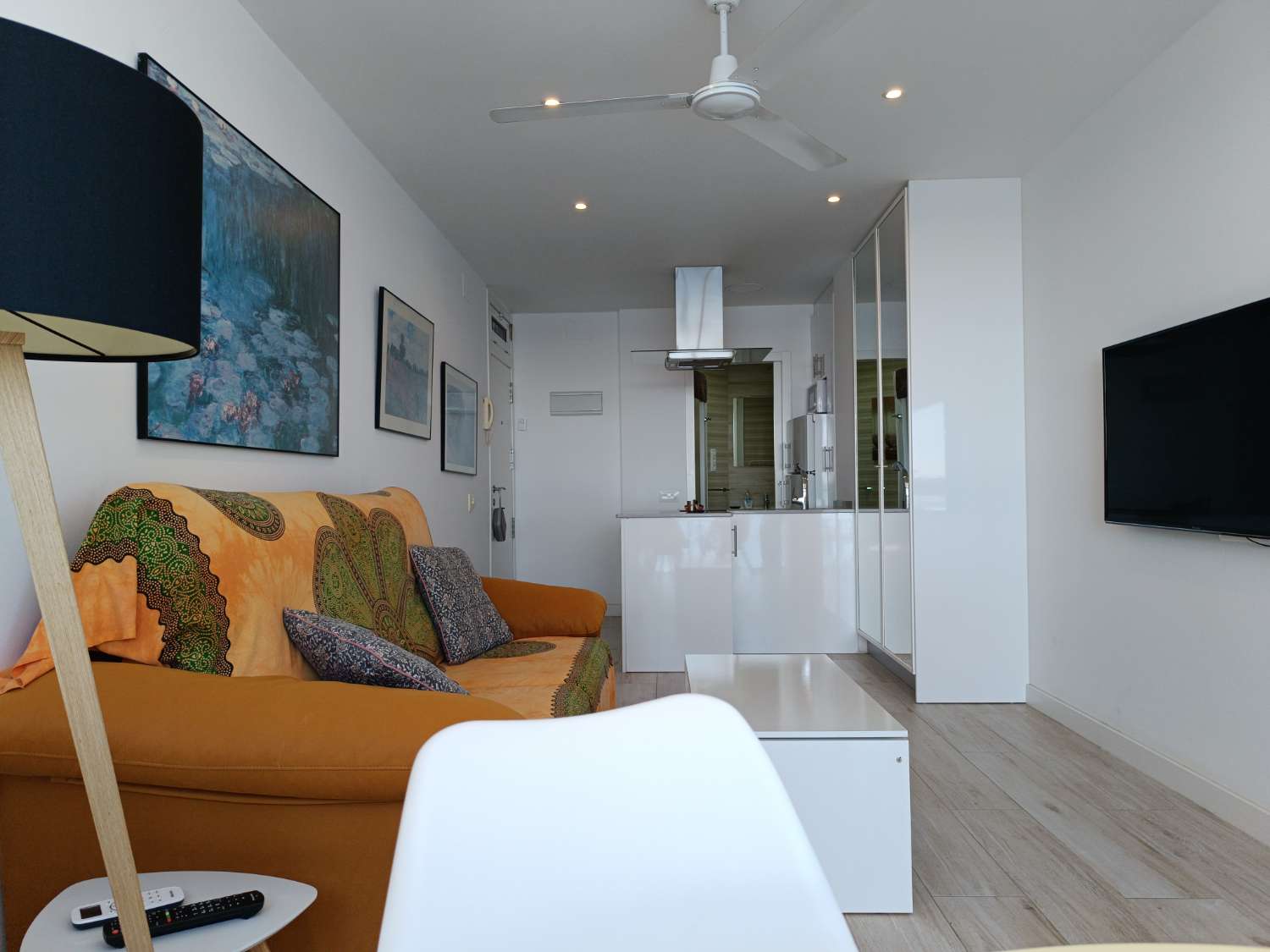 Renoviertes Studio mit Meerblick in erster Meereslinie in Calpe (Costa Blanca Nord)