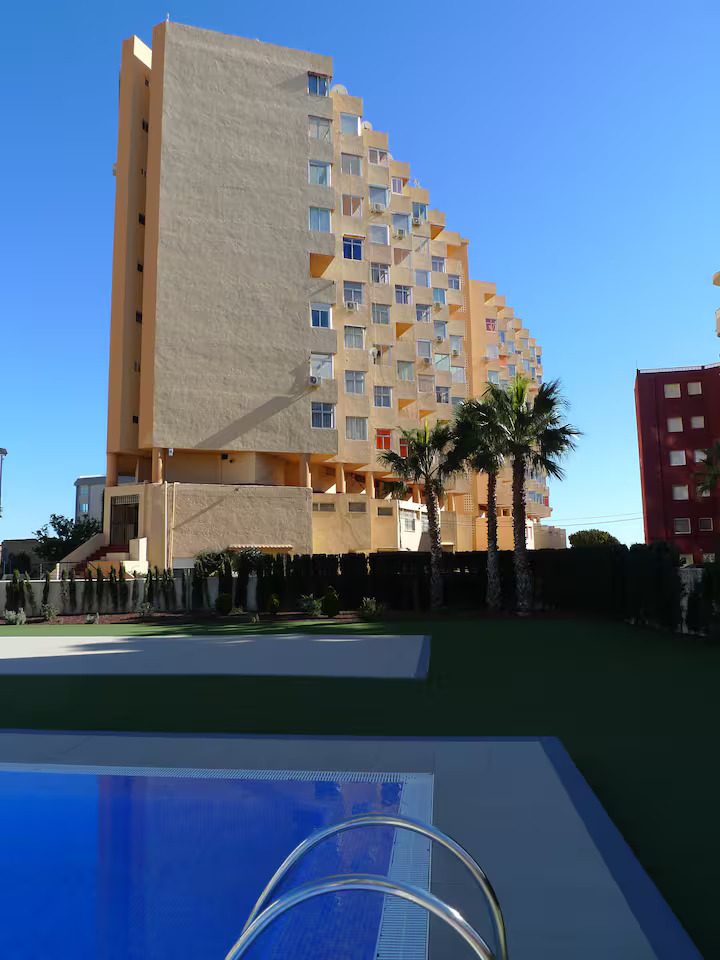 Renoviertes Studio mit Meerblick in erster Meereslinie in Calpe (Costa Blanca Nord)