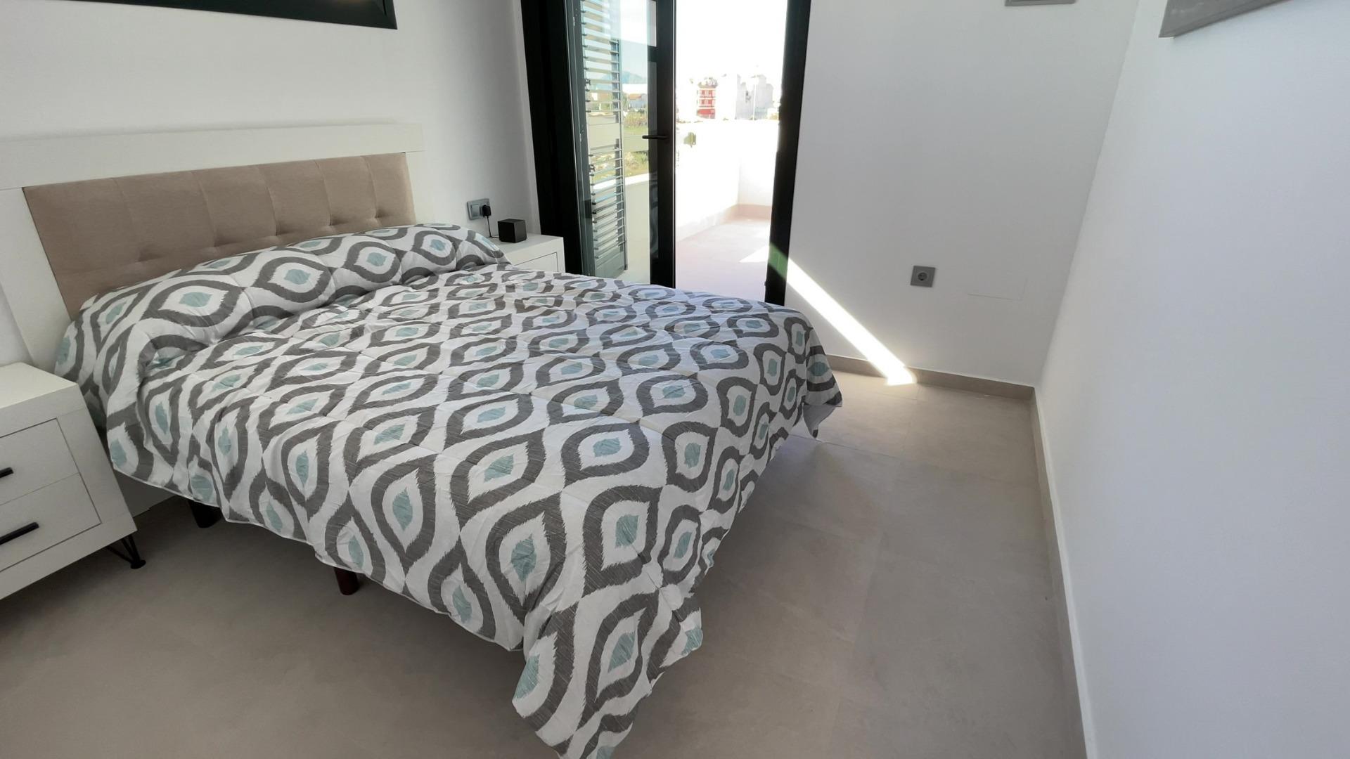 Villa in vendita a Daya Nueva