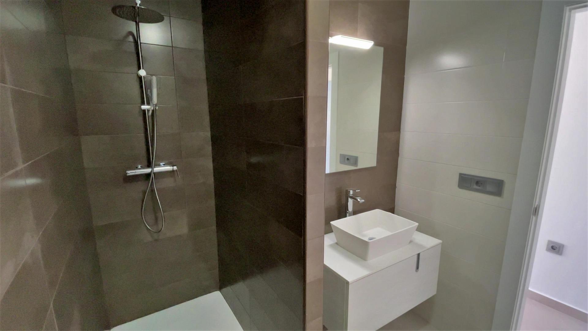 Villa in vendita a Daya Nueva