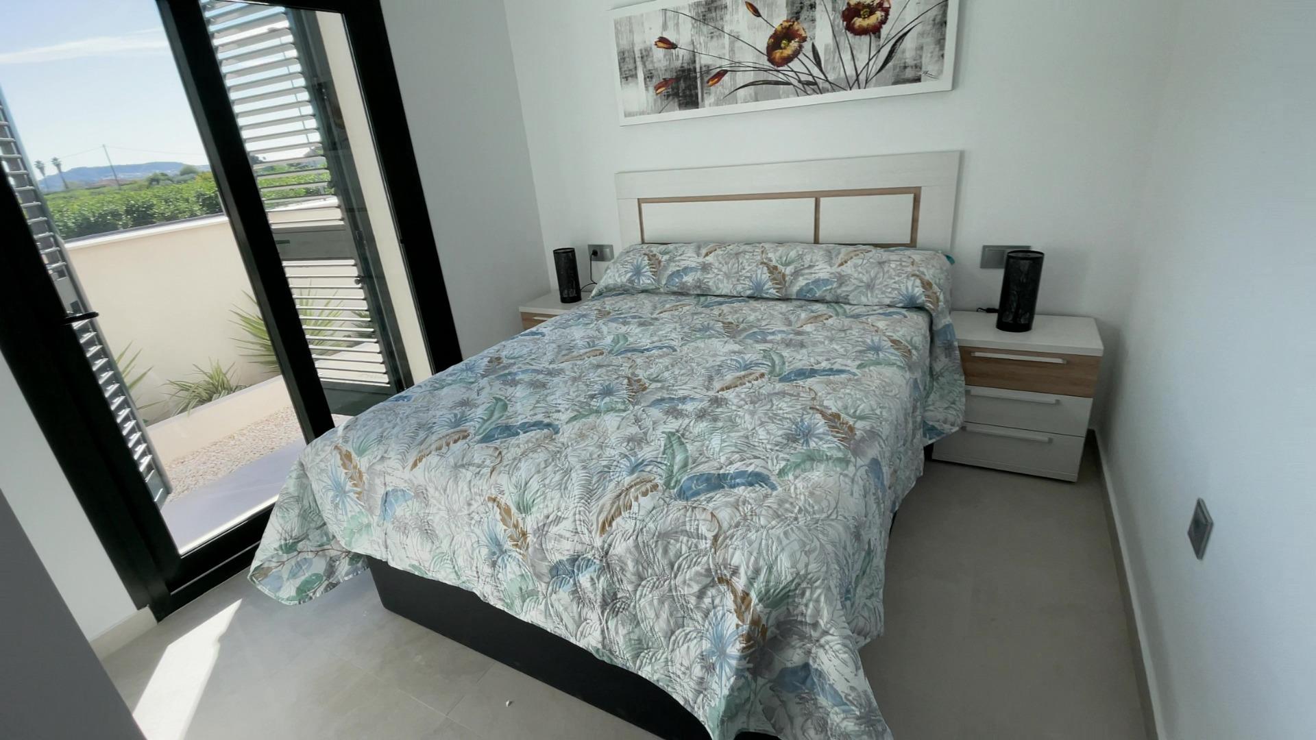 Villa in vendita a Daya Nueva