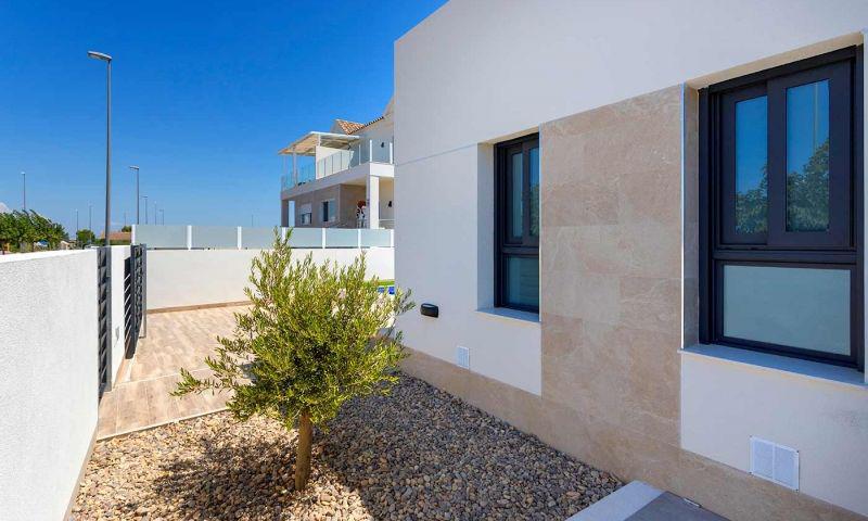 Villa in vendita a Daya Nueva