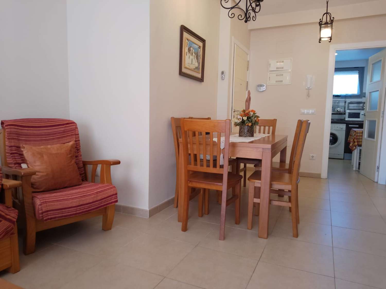 Appartement met zwembad, parkeerplaats en berging op slechts 250 meter van de zee in Calpe (Alicante)