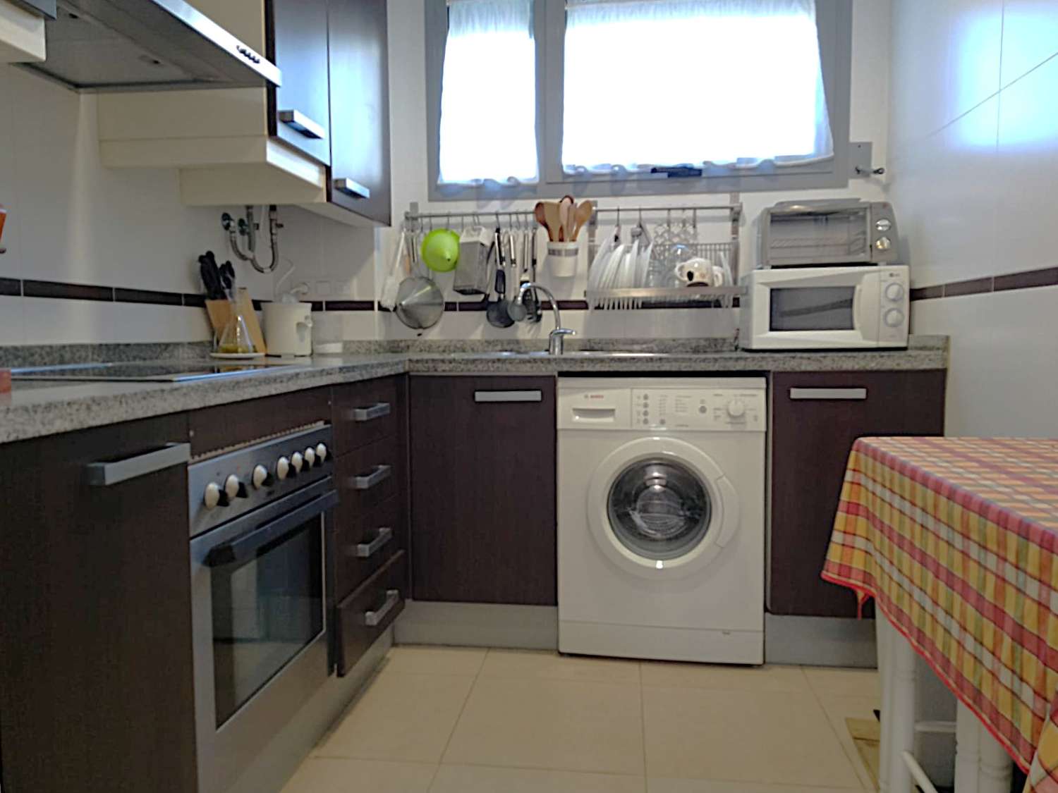 Appartement met zwembad, parkeerplaats en berging op slechts 250 meter van de zee in Calpe (Alicante)