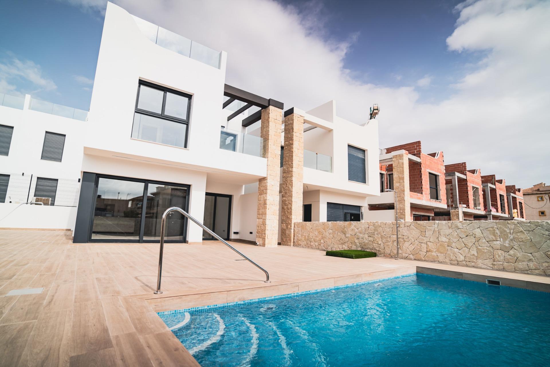 Villak salgai in Orihuela Costa
