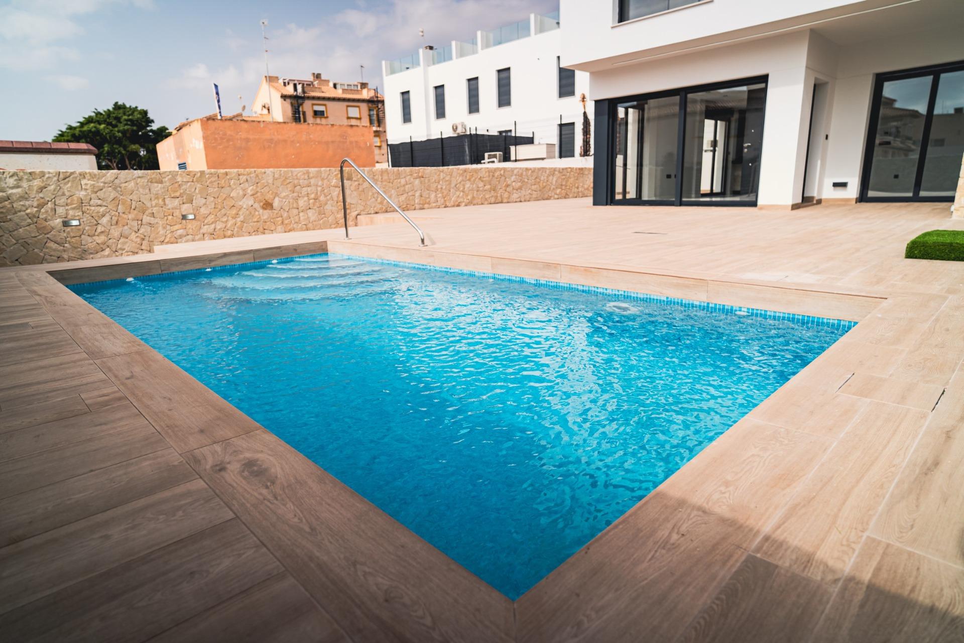 Villak salgai in Orihuela Costa