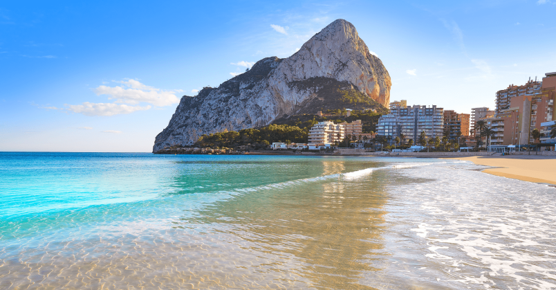 Apartamento Obra Nueva 3 dormitorios a 200 m del mar, piscina, parking y trastero en Calpe (Costa Blanca)