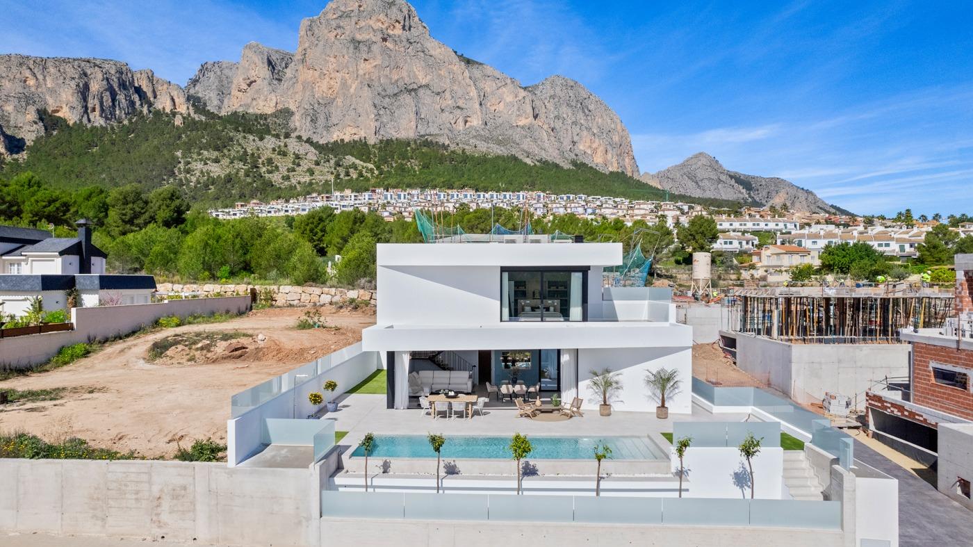 Villa for sale in Polop