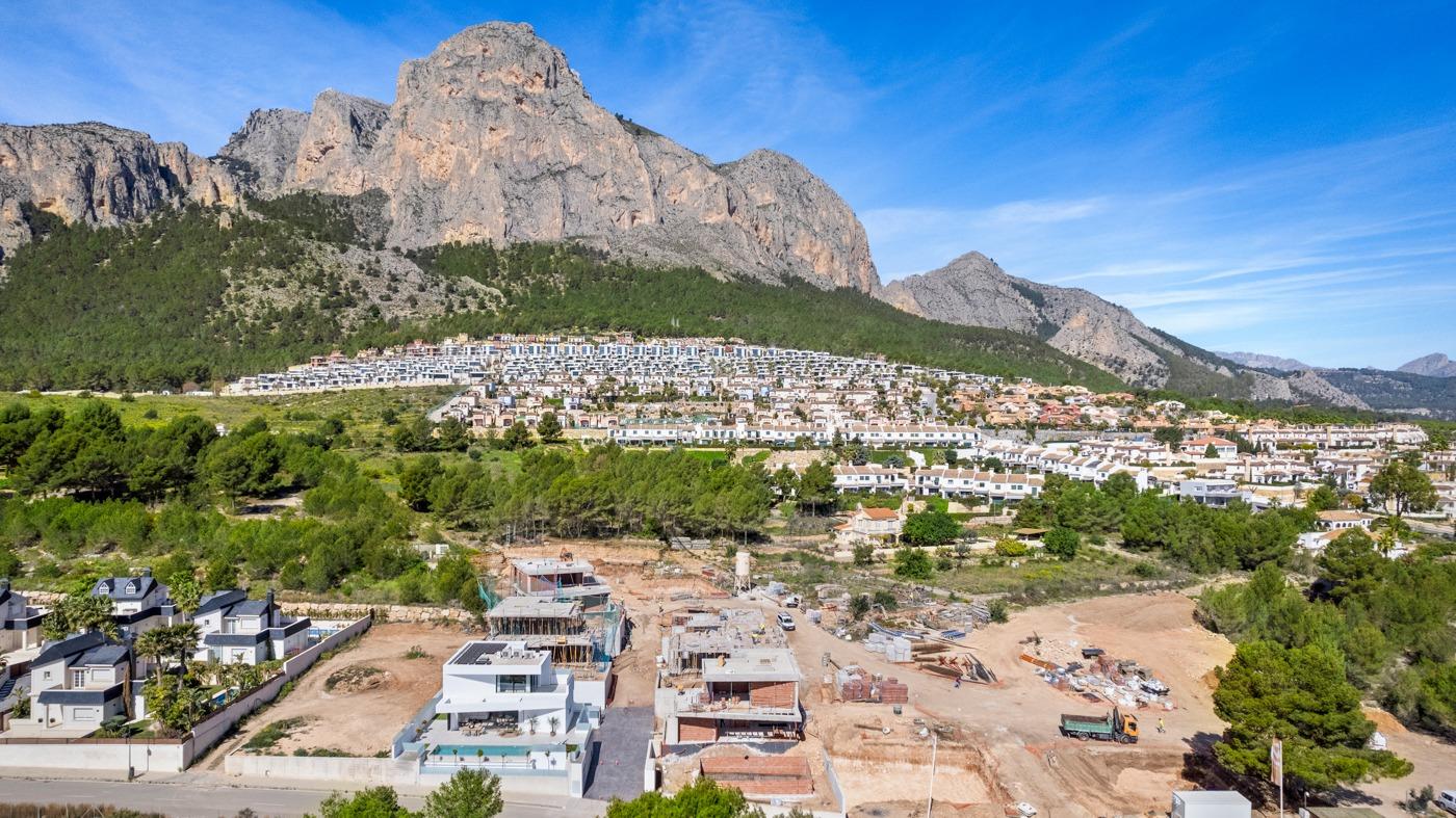 Villa for sale in Polop
