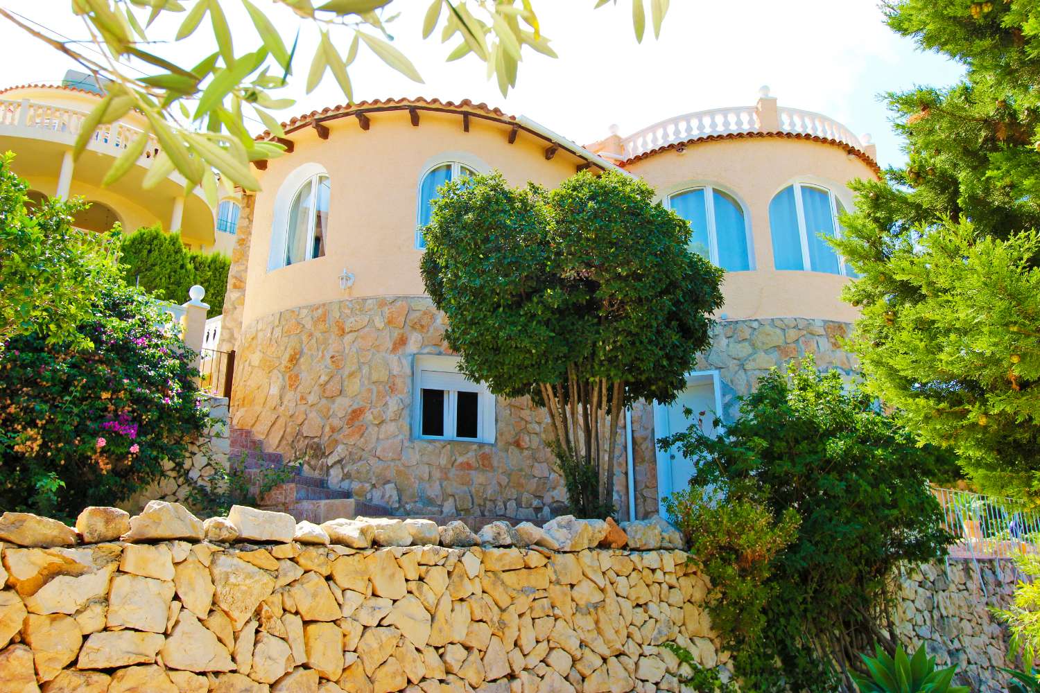 Wolnostojąca willa z widokiem na morze w Calpe (Costa Blanca)