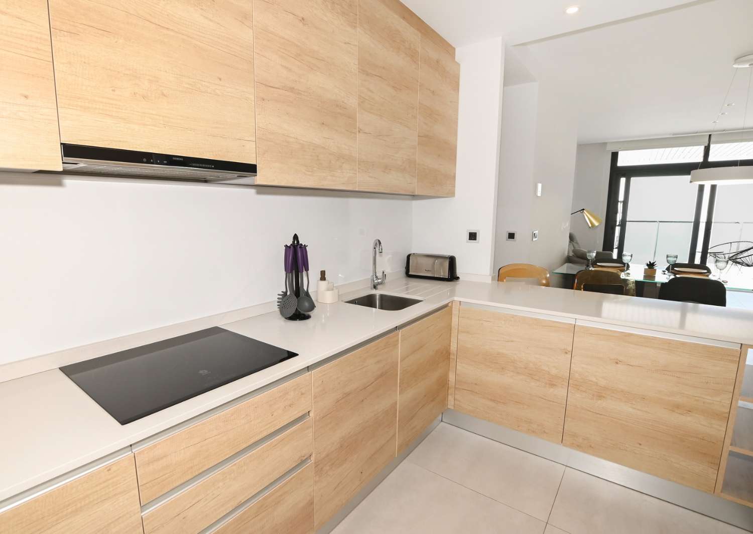 Moderne Wohnung mit Meerblick in Benidorm