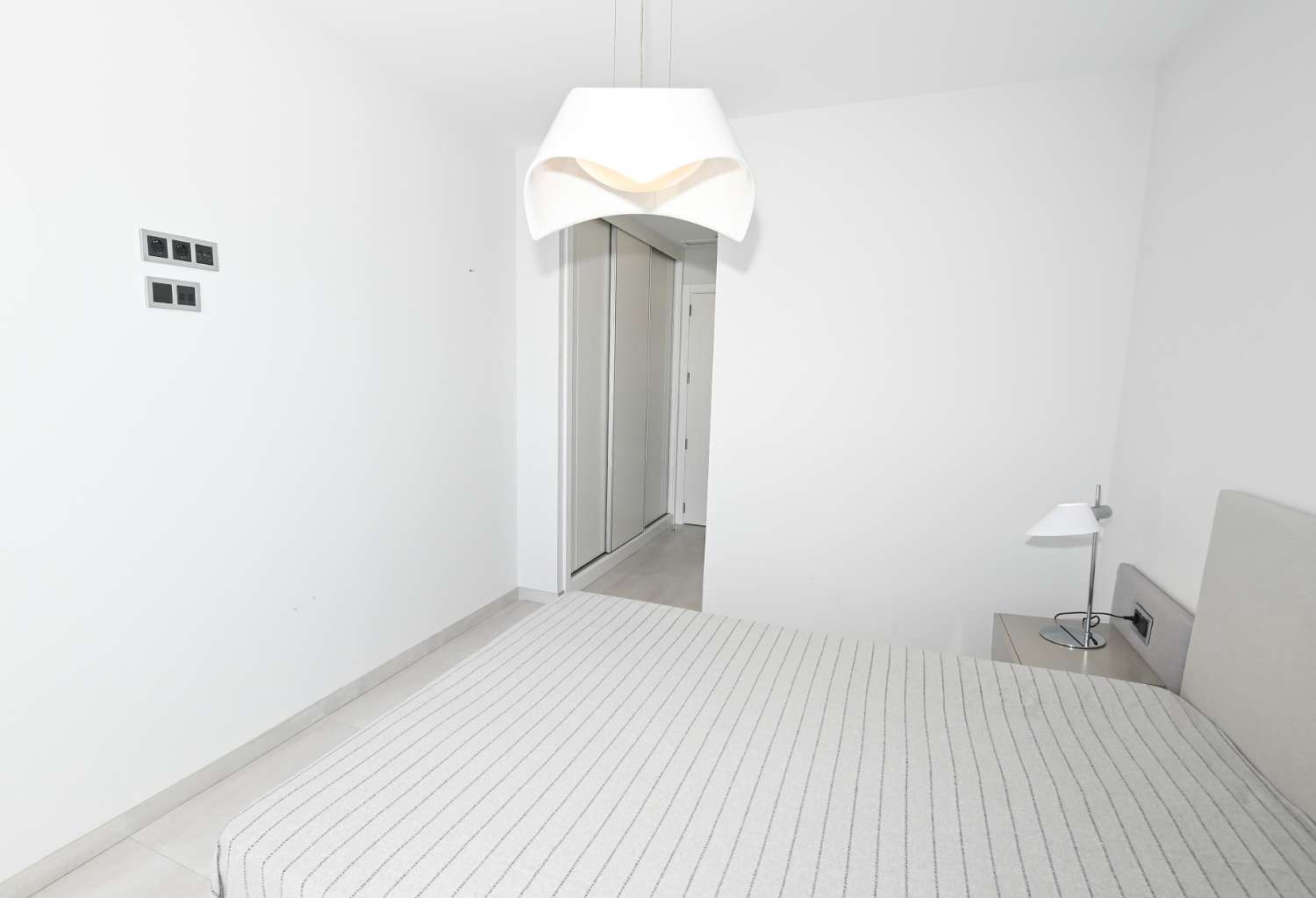 Moderne Wohnung mit Meerblick in Benidorm