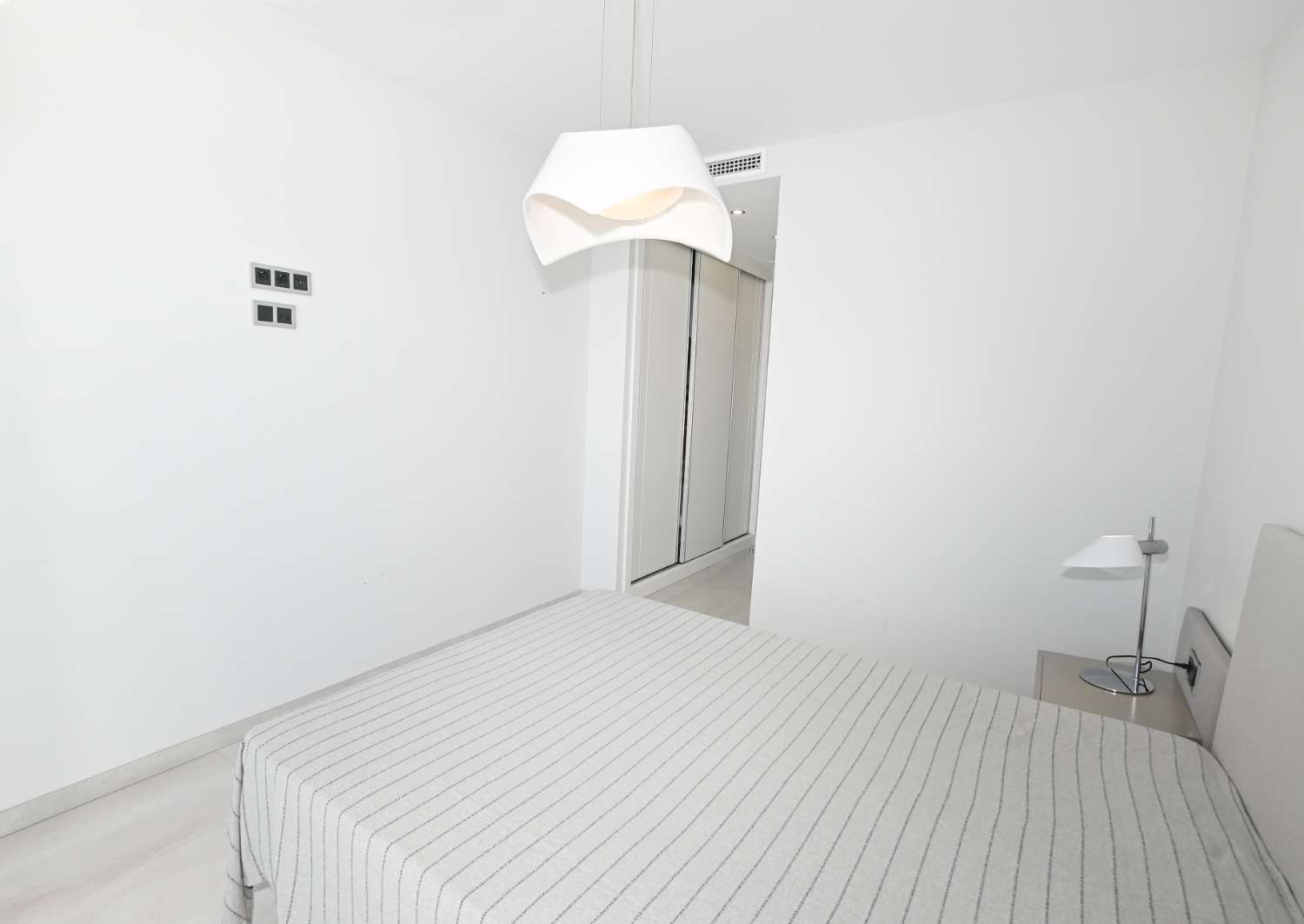 Moderne Wohnung mit Meerblick in Benidorm