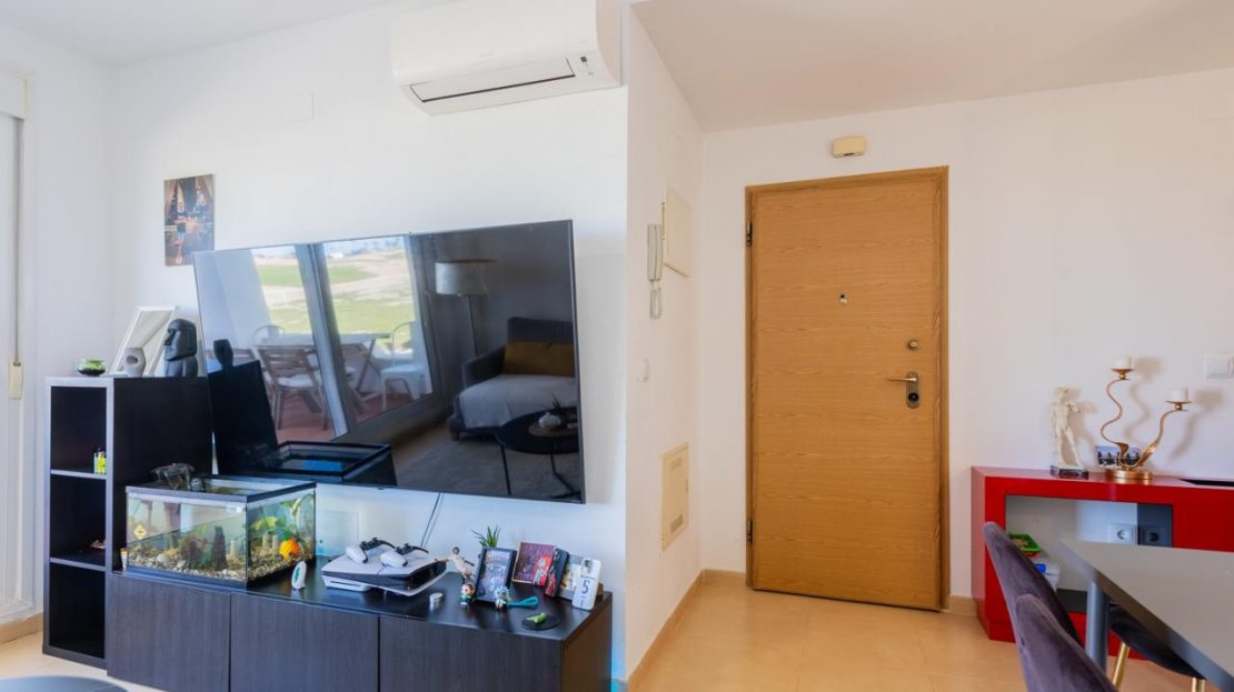 2-bedroom apartment on a golf course with swimming pools in Torrepacheco (Murcia)