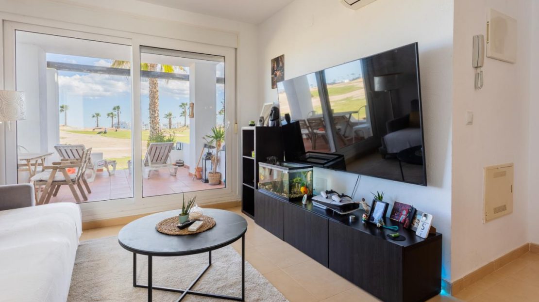 2-bedroom apartment on a golf course with swimming pools in Torrepacheco (Murcia)