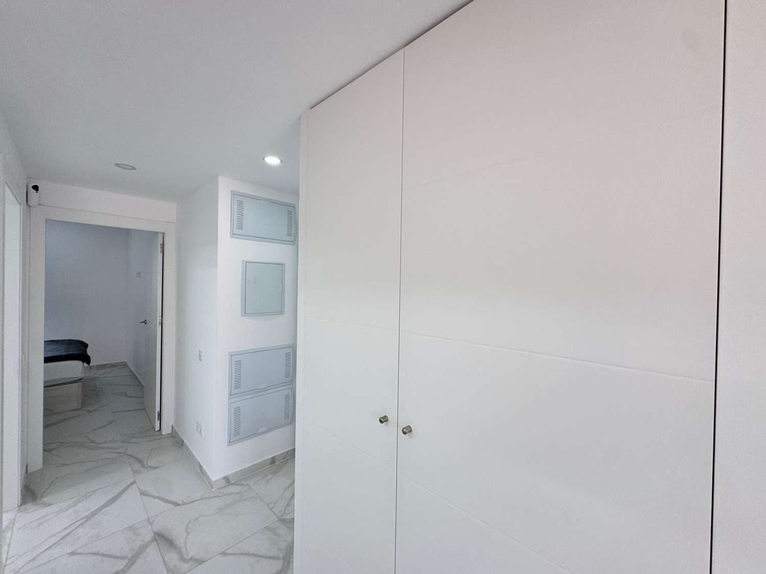 Penthouse avec solarium, 2 chambres, piscine, à 200 m de la plage à Torrevieja (Costa Blanca Nord)