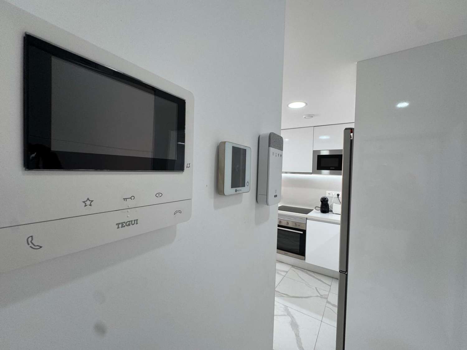 Penthouse avec solarium, 2 chambres, piscine, à 200 m de la plage à Torrevieja (Costa Blanca Nord)
