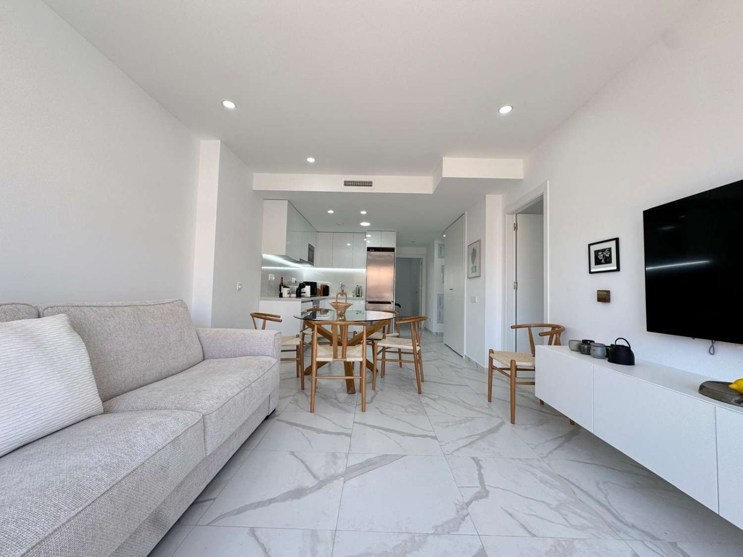 Penthouse avec solarium, 2 chambres, piscine, à 200 m de la plage à Torrevieja (Costa Blanca Nord)