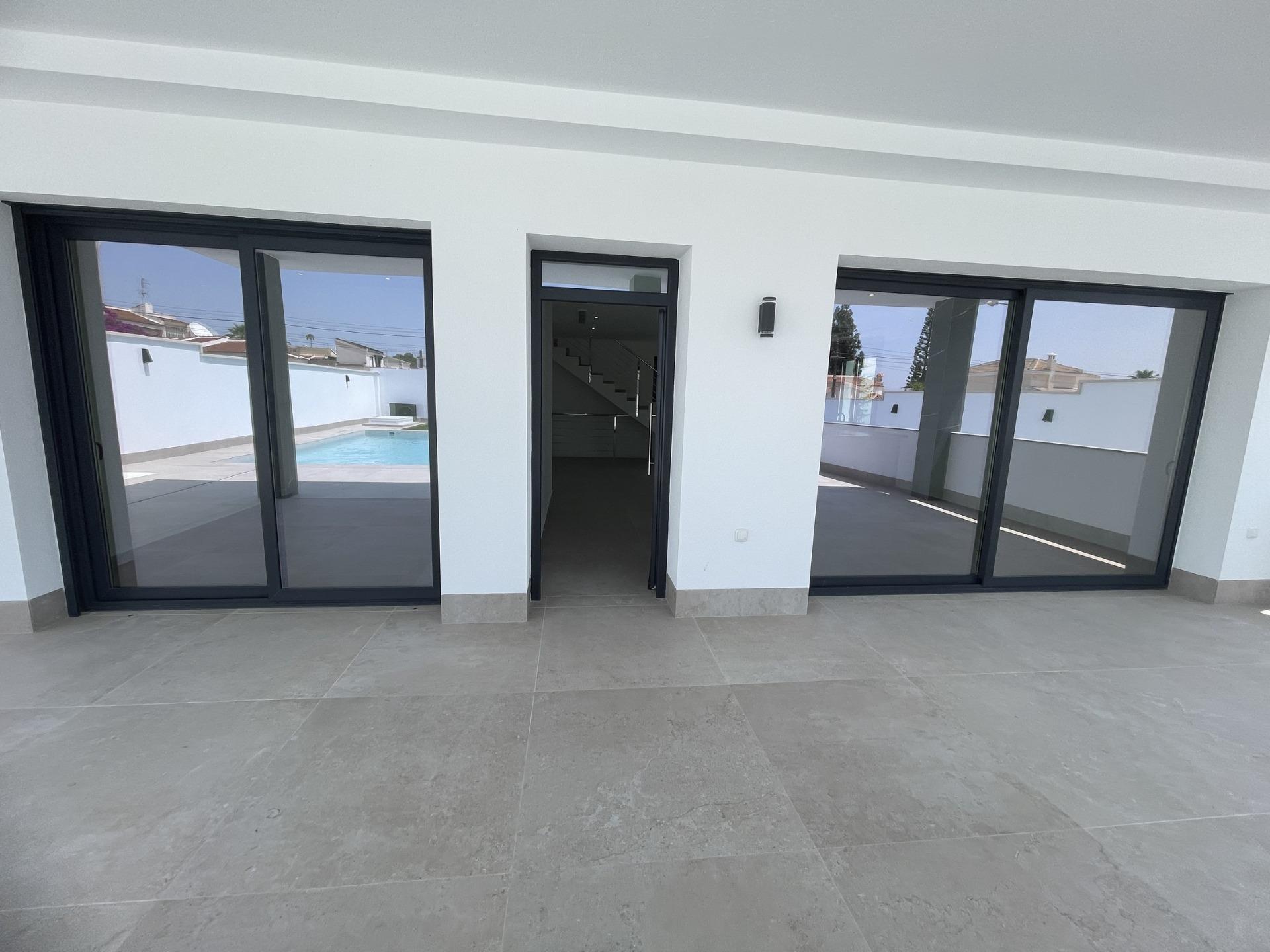 Villa till salu i Rojales