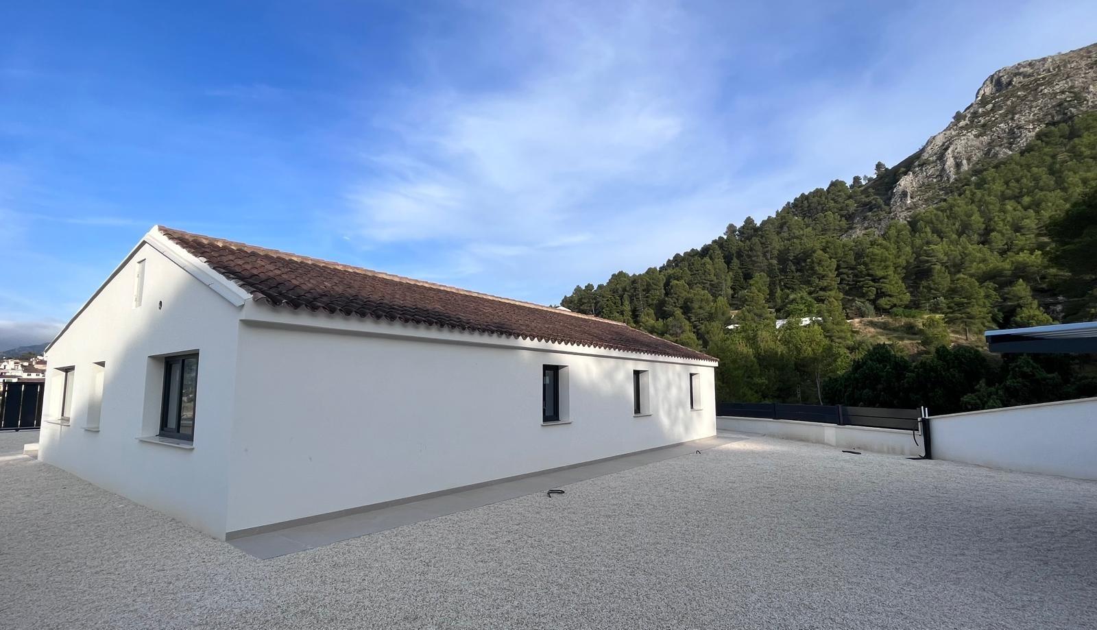 Villa in vendita a Penàguila