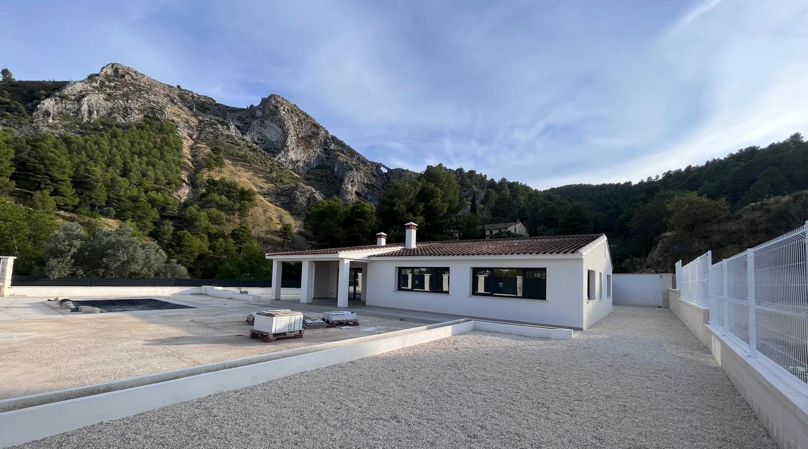 Villa in vendita a Penàguila