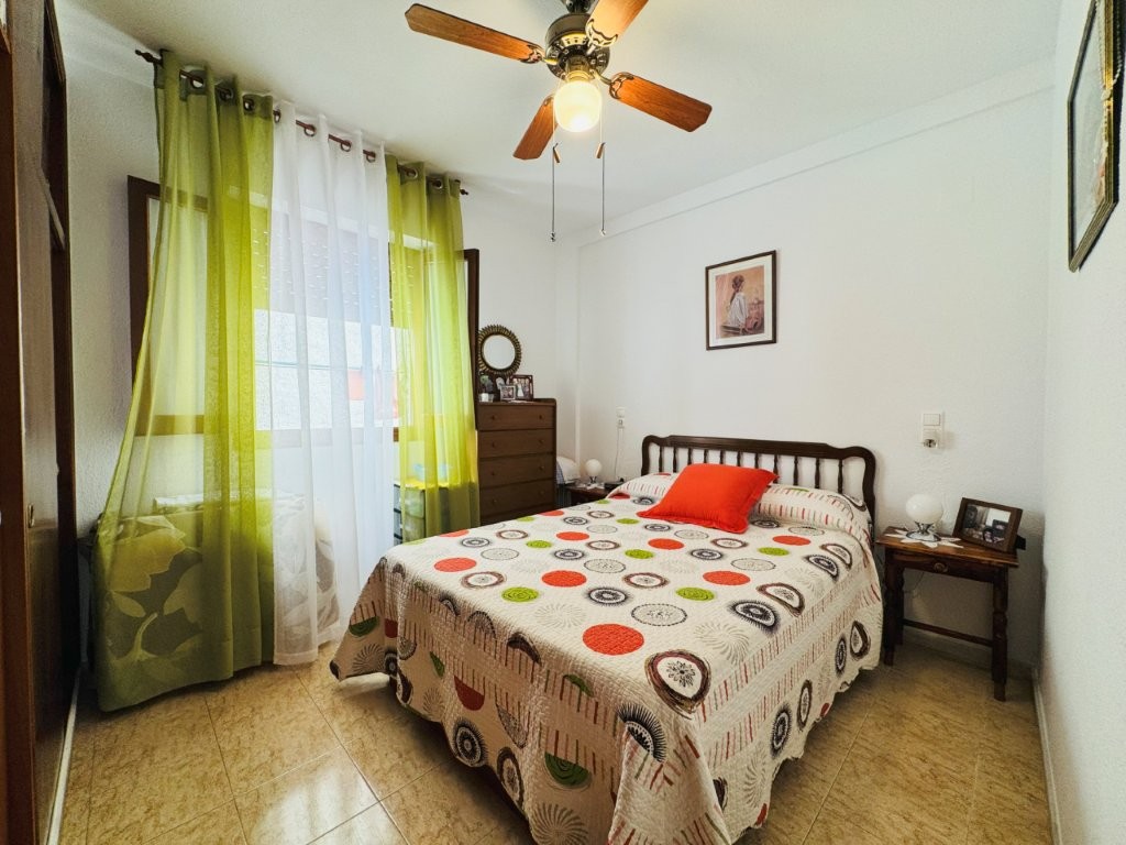 1-Zimmer-Wohnung 50 Meter vom Strand entfernt in La Mata (Costa Blanca Süd)