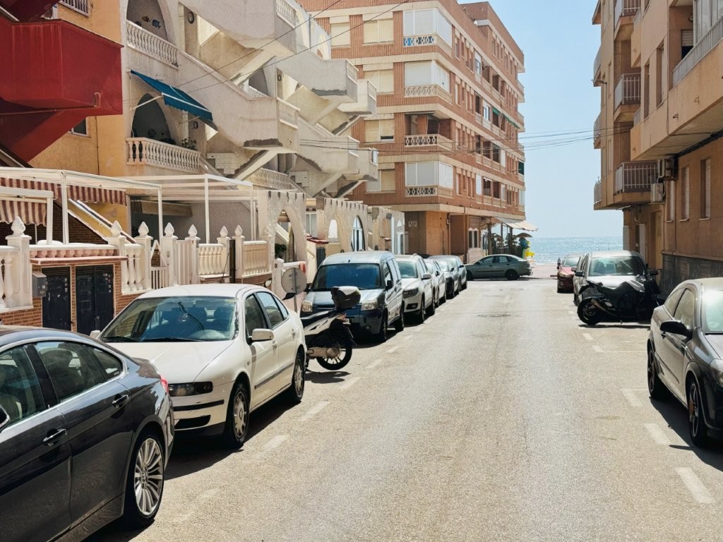 1-Zimmer-Wohnung 50 Meter vom Strand entfernt in La Mata (Costa Blanca Süd)