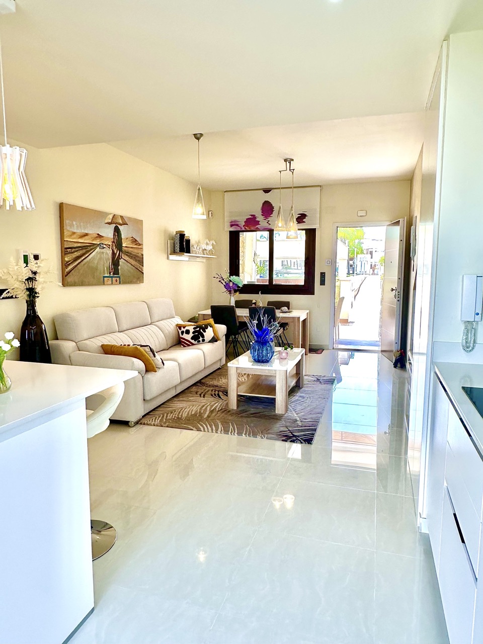 Bungalow 2 dormitorios, parking, trastero, piscina en Torrevieja (Costa Blanca Sur)