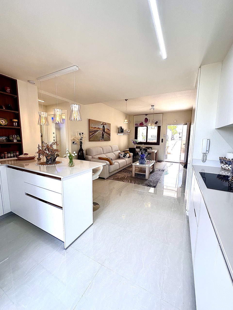 Bungalow 2 dormitorios, parking, trastero, piscina en Torrevieja (Costa Blanca Sur)