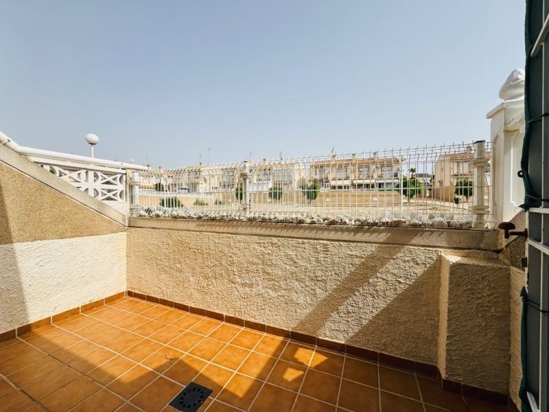 Bungalow met 3 slaapkamers en zwembad in La Mata-Torrevieja (Zuid-Costa Blanca)