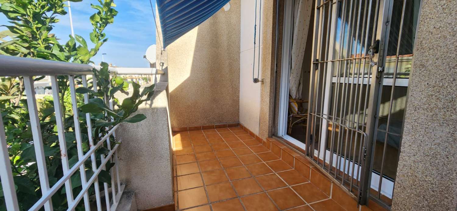 Bungalow met 3 slaapkamers en zwembad in La Mata-Torrevieja (Zuid-Costa Blanca)