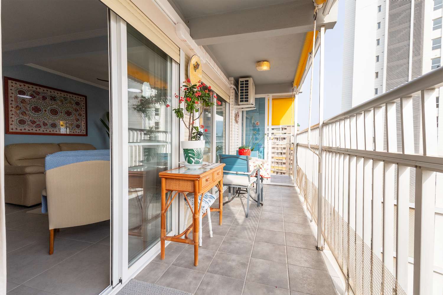 Apartament z 2 sypialniami i widokiem na morze w Calpe (Costa Blanca)