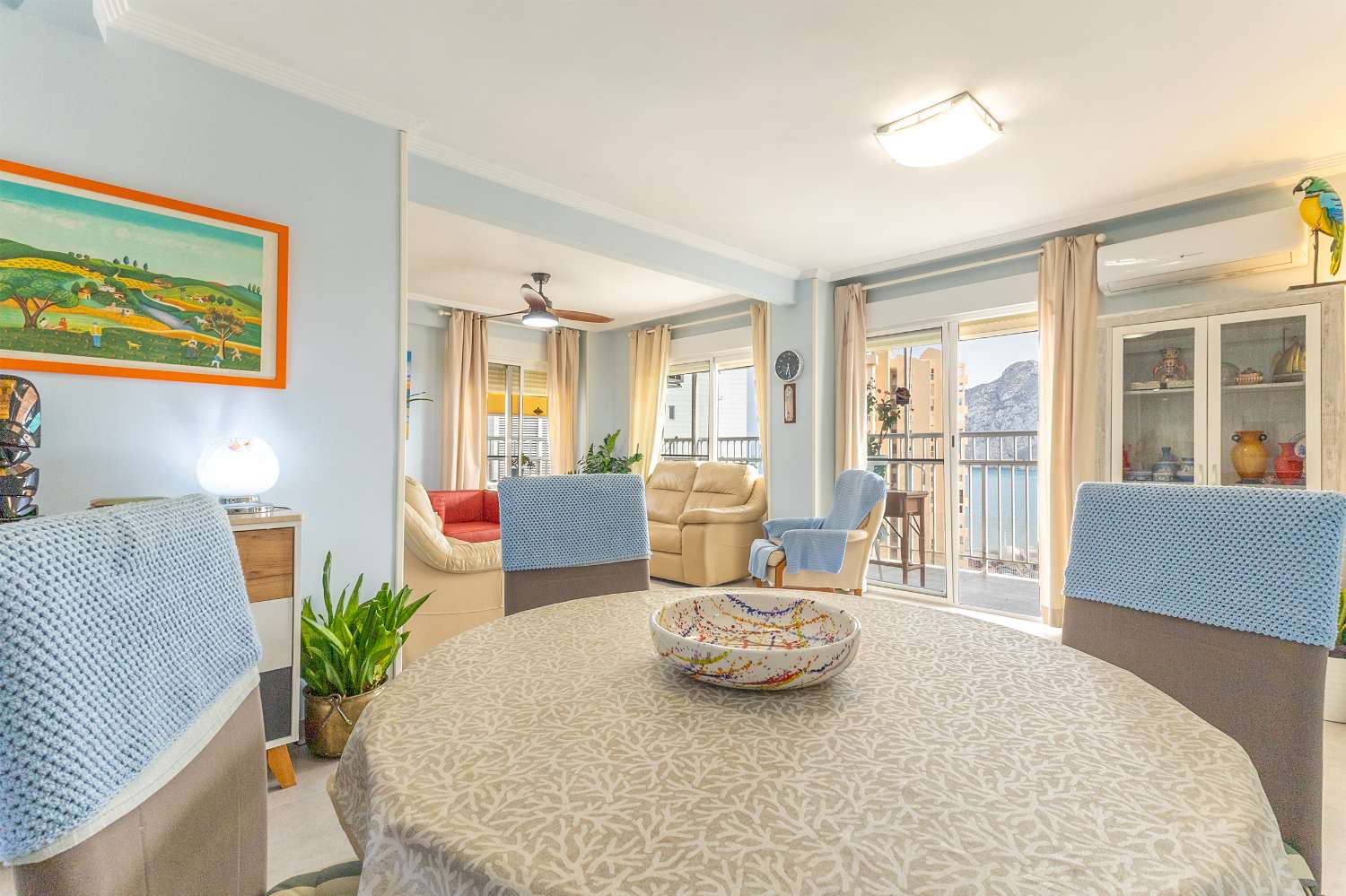 Apartament z 2 sypialniami i widokiem na morze w Calpe (Costa Blanca)